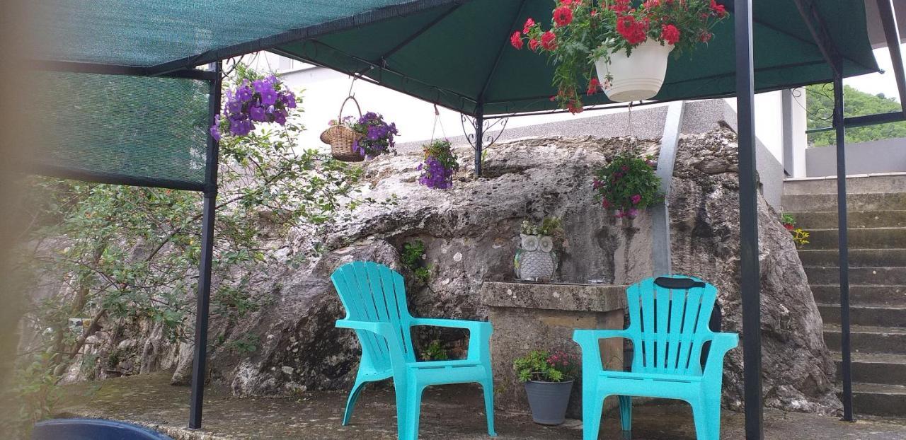 Holiday Home Perunika Zezevica Dış mekan fotoğraf