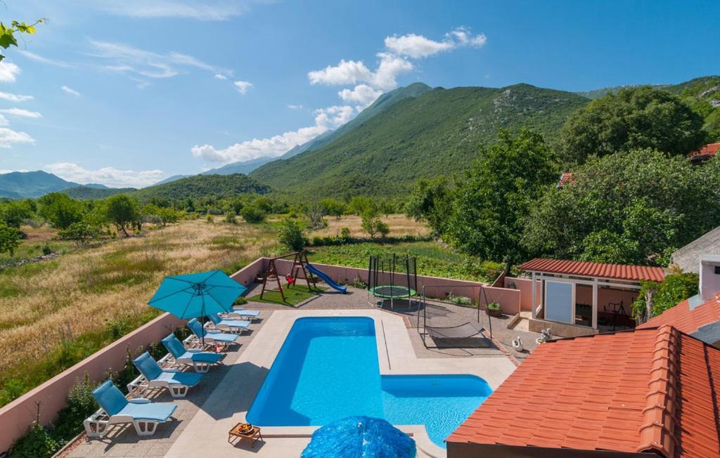 Holiday Home Perunika Zezevica Dış mekan fotoğraf