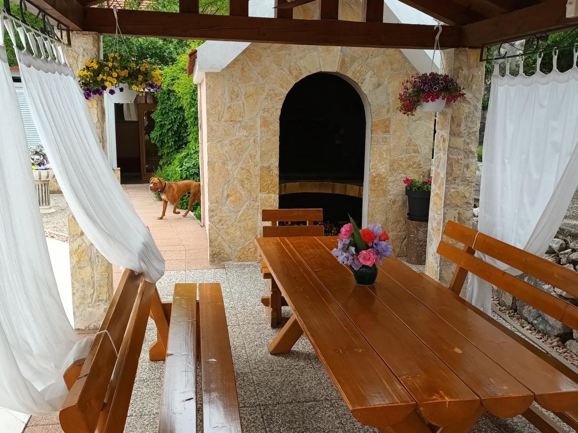 Holiday Home Perunika Zezevica Dış mekan fotoğraf
