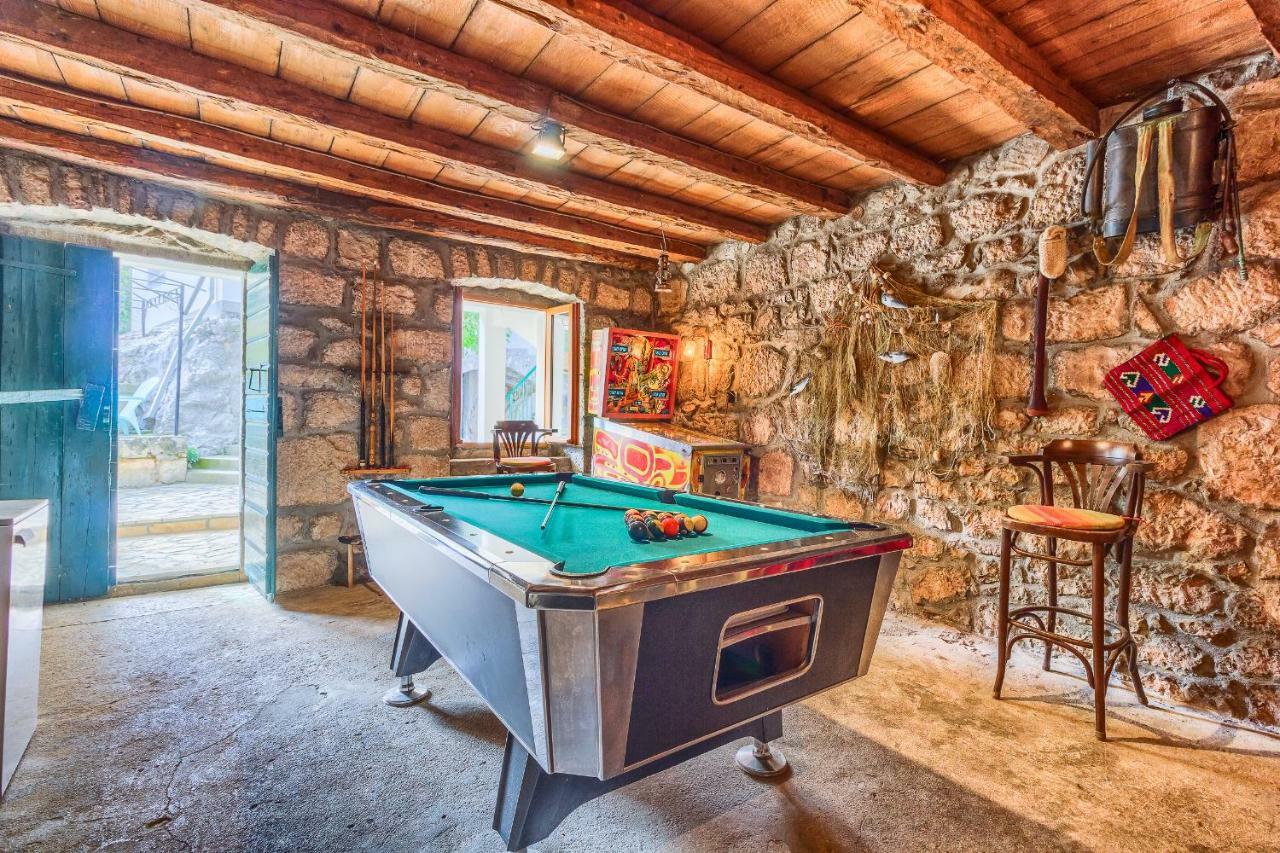 Holiday Home Perunika Zezevica Dış mekan fotoğraf