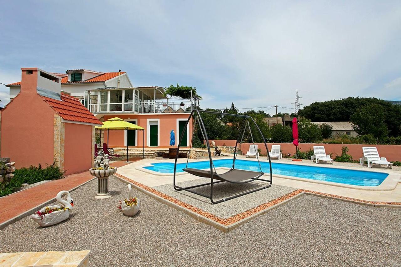Holiday Home Perunika Zezevica Dış mekan fotoğraf